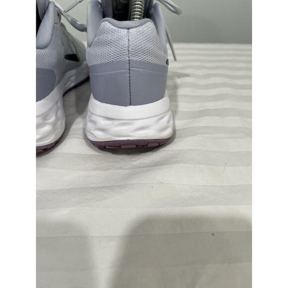 Nike Womens Revolution 6 Size 8 Grey Purple Running Shoes Sneakers DC3729-004 - Picture 8 of 10